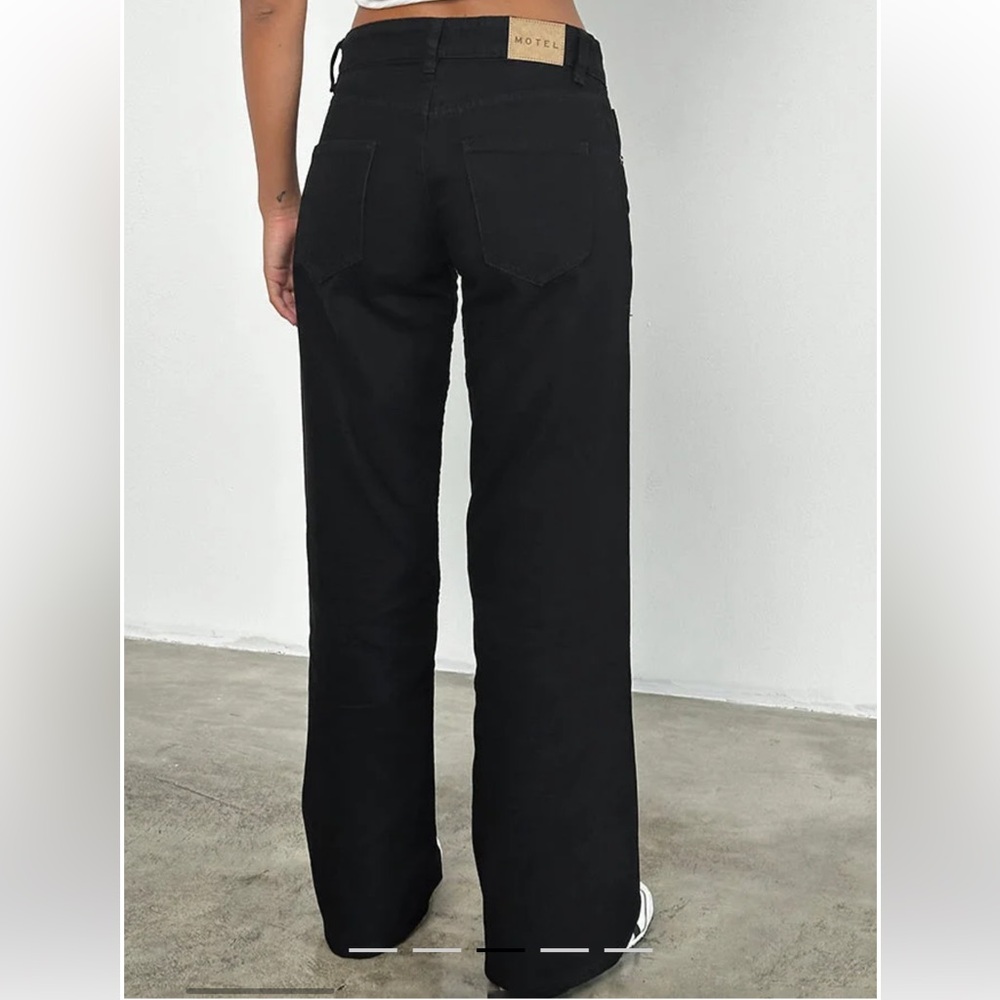 Motel rocks Low Rise Parallel Jeans In Rinse Black - Picture 3 of 5